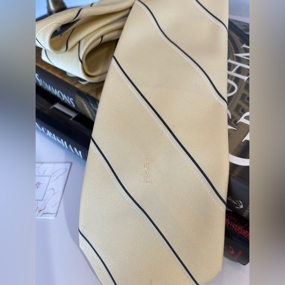 YVES SAINT LAURENT YSL 100% Silk Striped w YSL Embroidered Logo Pastel Necktie - Picture 3 of 9